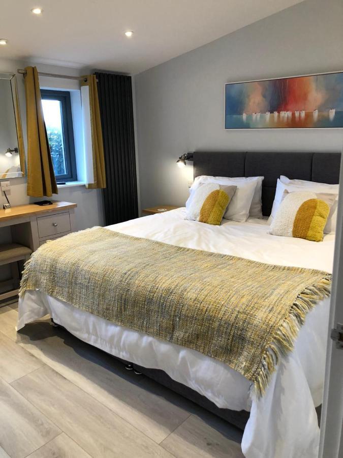 Thistledown Lodge! 5 Minutes From Beach! Free Cancellation! Haverfordwest Exterior photo